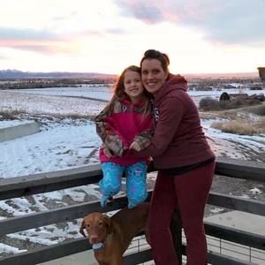 Meet your Posher, Alexandra